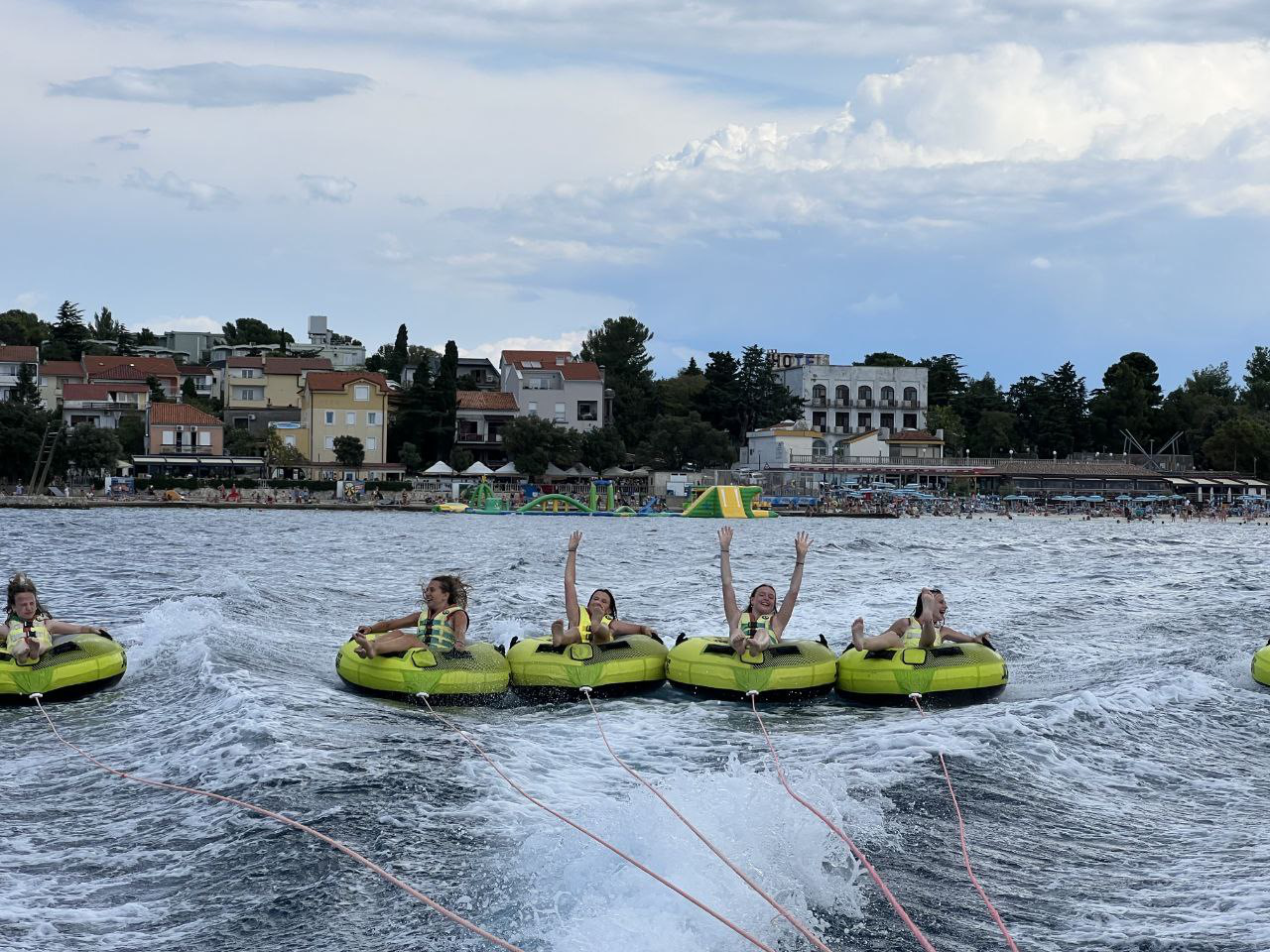 Watersports in Selce